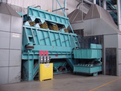 GK Two-Mass Shakeout Feeder