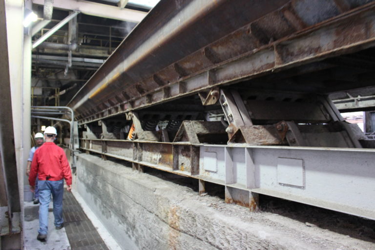 general-kinematics-heavy-duty-bottom-ash-conveyor