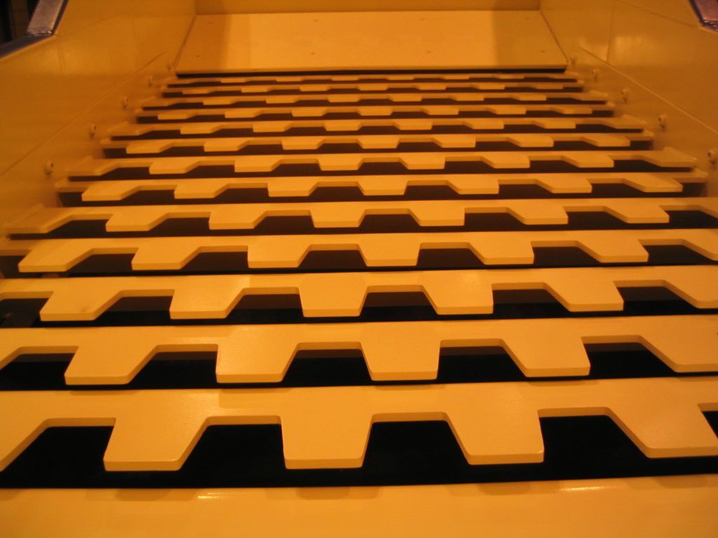 Finger Deck