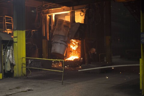 Foundry pour