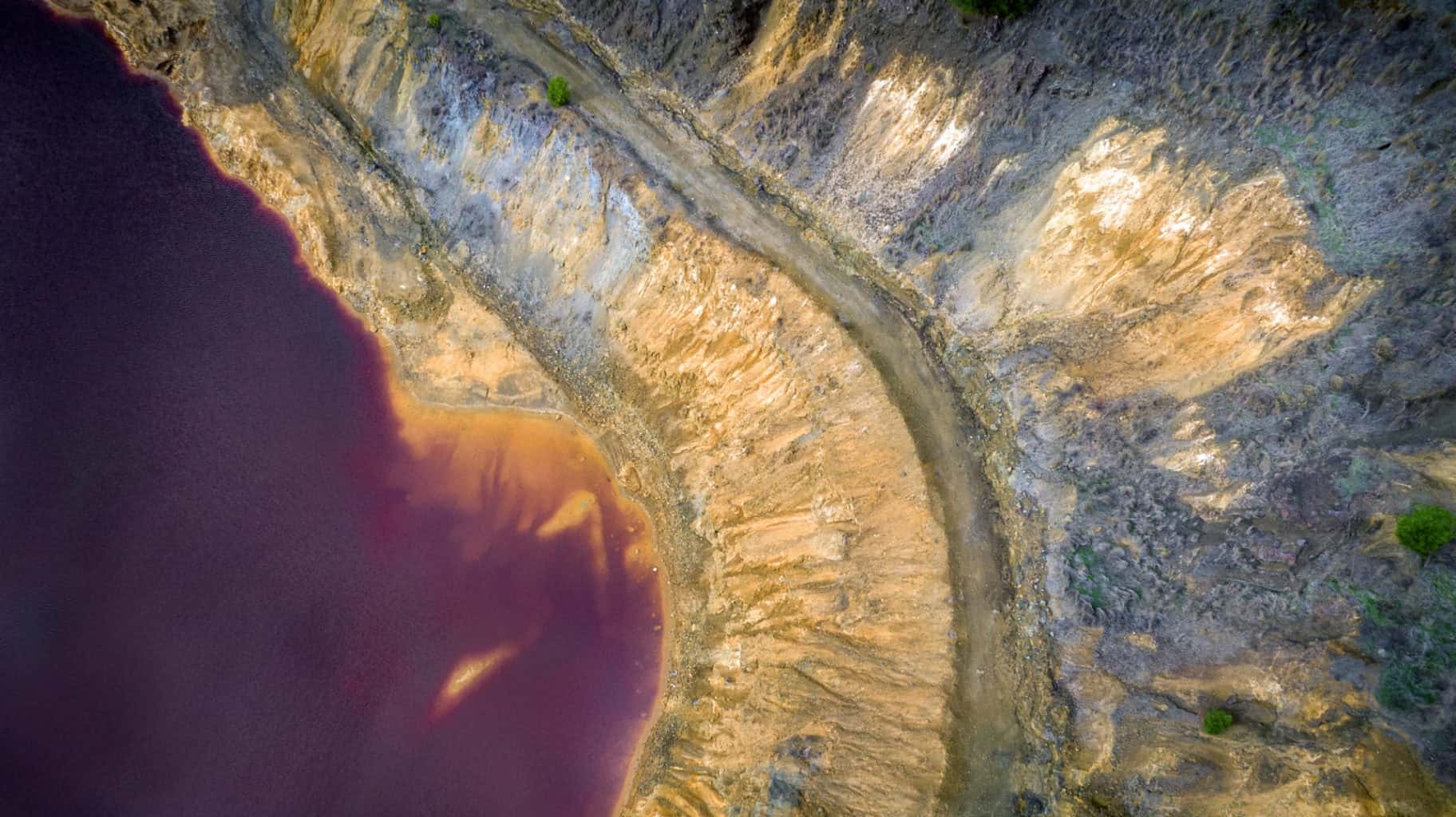Mine tailings